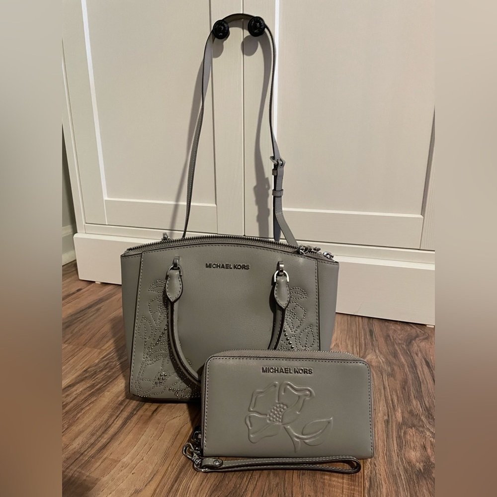 Michael Kors Gray studded matching shoulder bag and wallet set